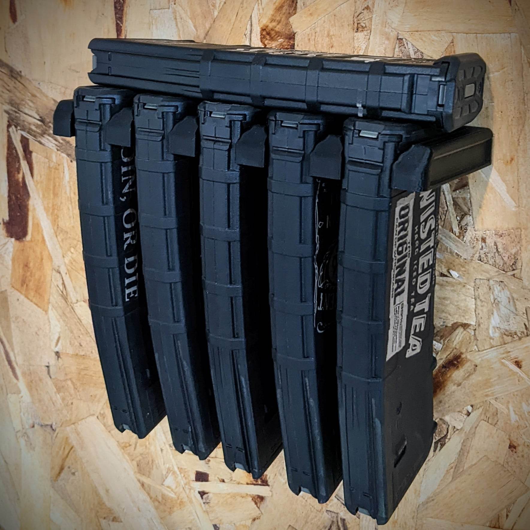 AR magazine holder